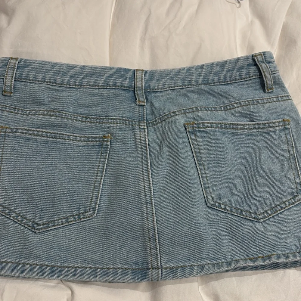 superdown zippered front